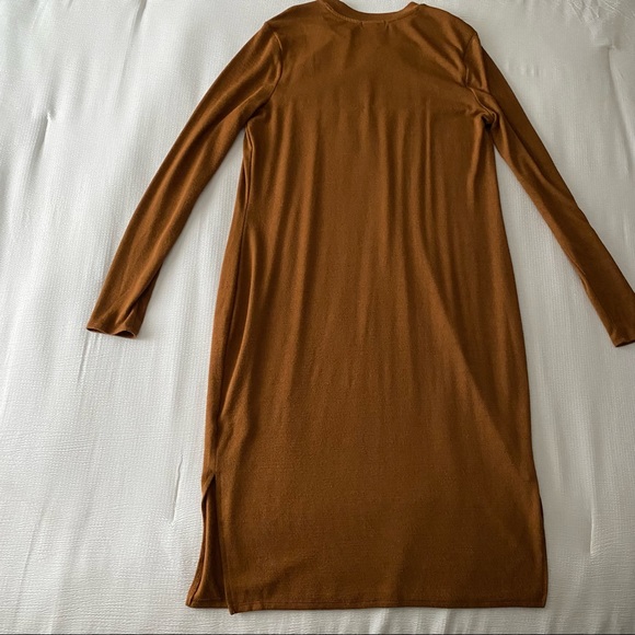 Soft Knit Long Sleeve Midi Dress - Picture 6 of 10